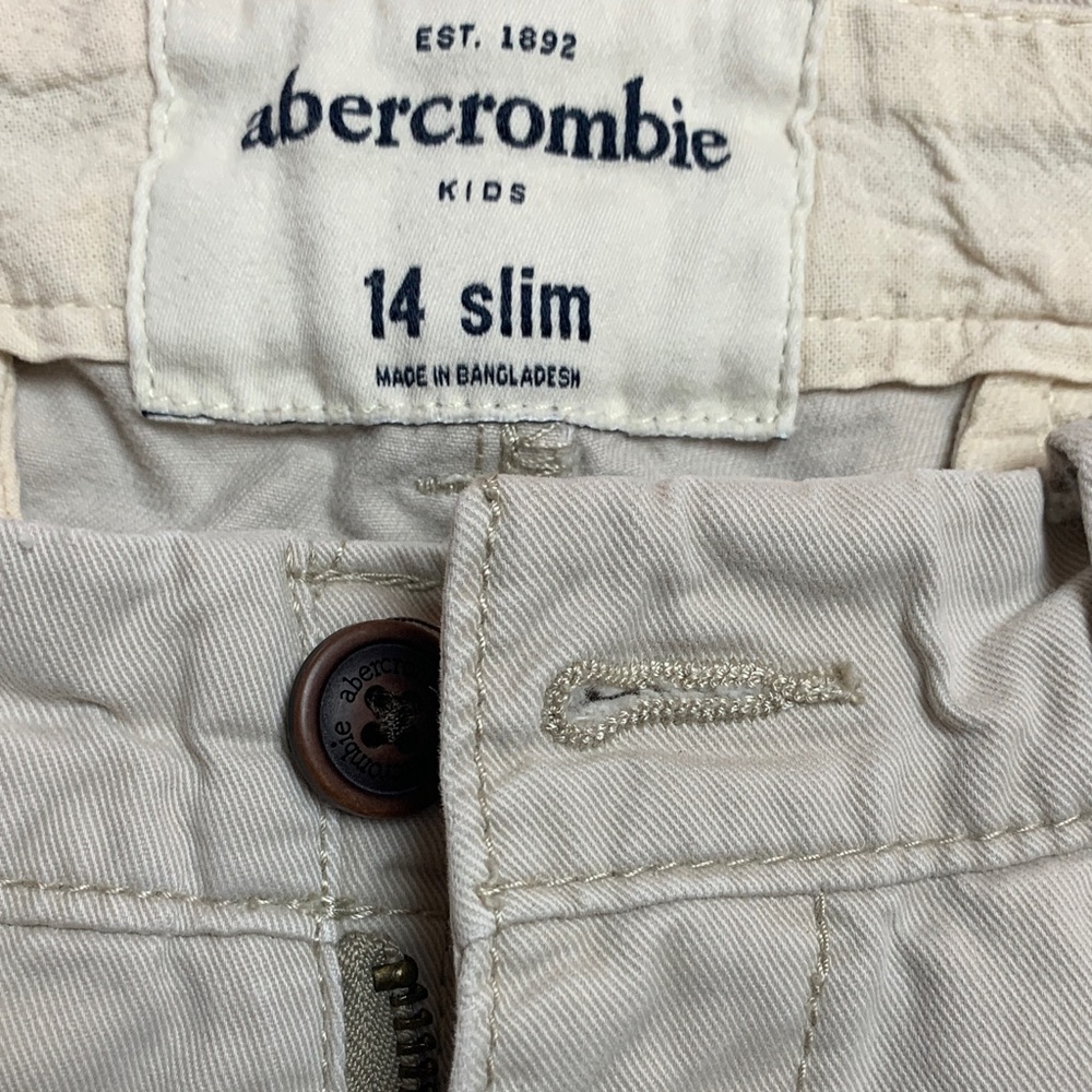 Abercrombie & Fitch Kids Beige Slim Fit Pants size 14 slim